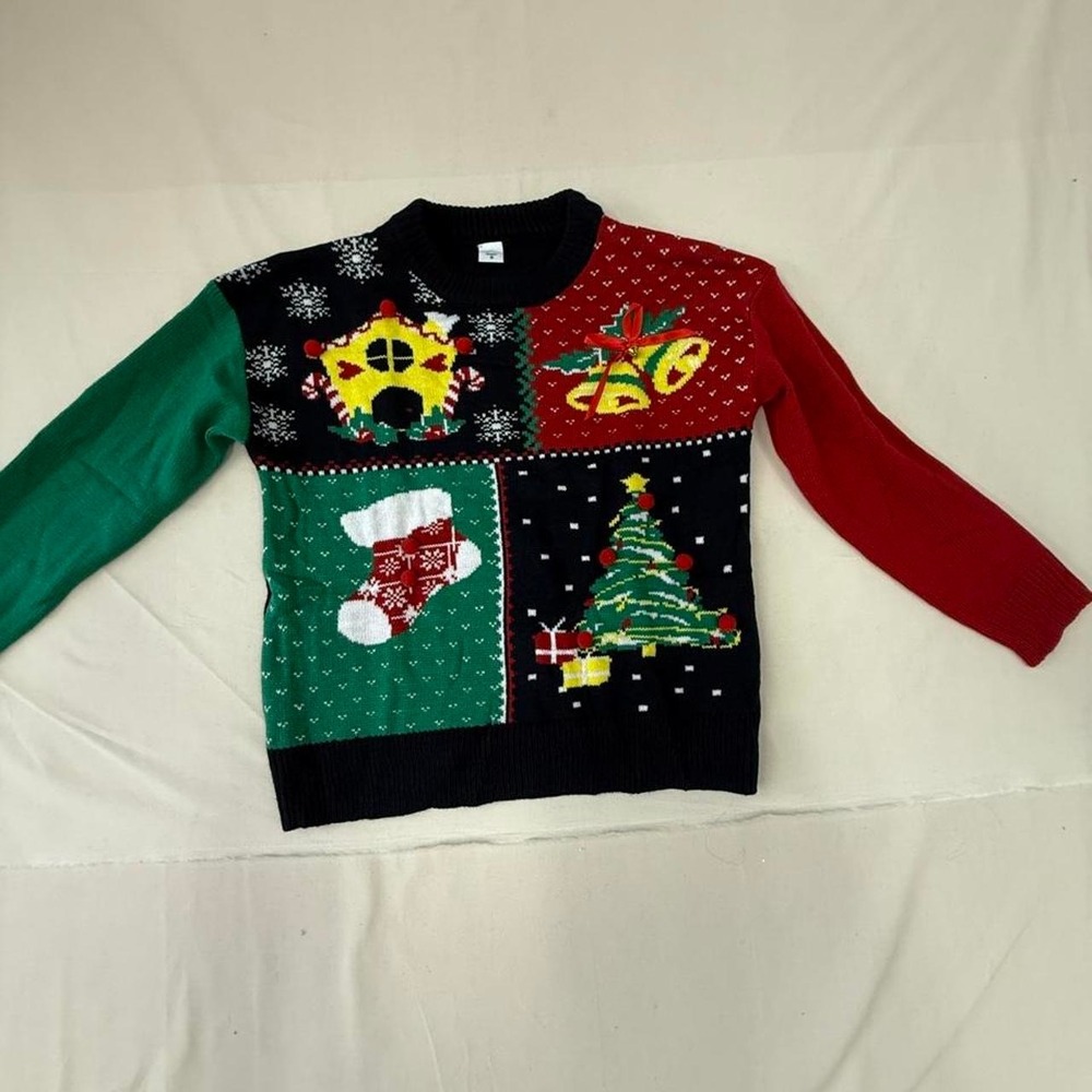 Christmas‎ sweater
